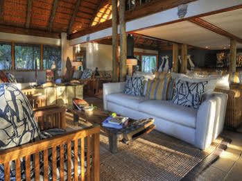 Hotel Camp Savuti Exterior foto
